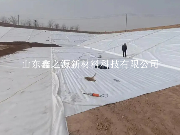防滲復合土工膜運輸注意事項：安全高效，細節(jié)決定成敗